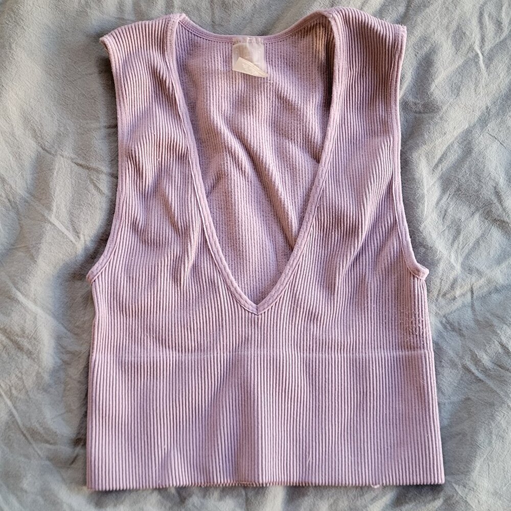 Dynamic Fitted Lavender Rib V-Neck Tank Top Size Small